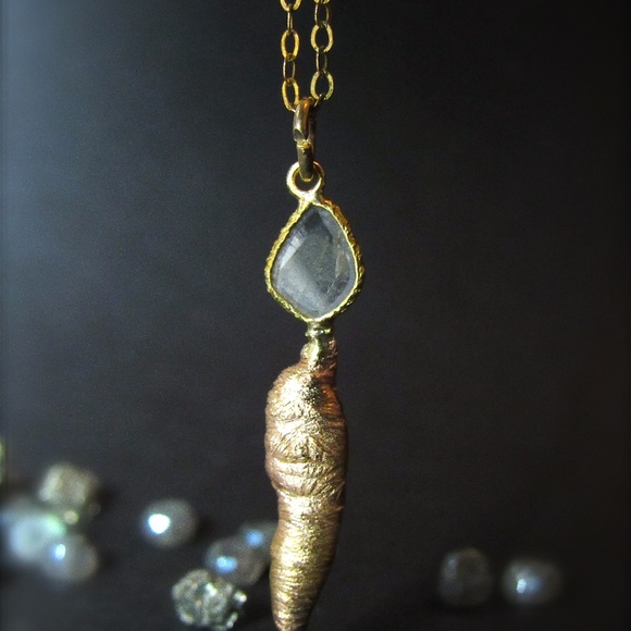 Gold diamond necklace. - Picture 4 of 7